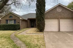 808 Bridgewater Ln, Mesquite, TX 75181 - Photo 1