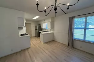 2206 12th St, Brownwood, TX 76801 - Photo 4