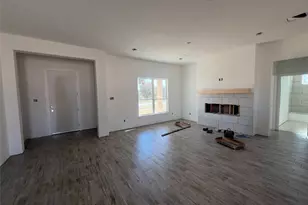 101 Cattleman Dr, Springtown, TX 76082 - Photo 4