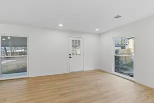 617 Ouida St, Grand Prairie, TX 75051 - Photo 6