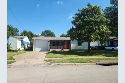 722 22nd Street, Grand Prairie, TX 75050 - Photo 2