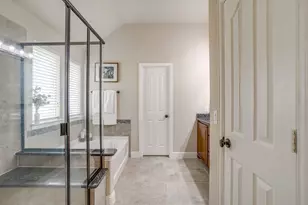 976 Tara Dr, Burleson, TX 76028 - Photo 22