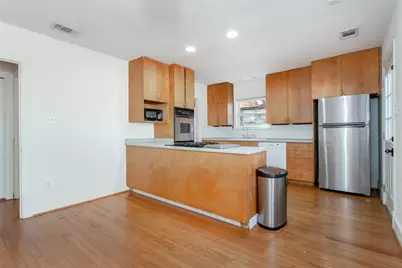 5543 McCommas Boulevard, Dallas, TX 75206 - Photo 10