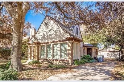 5543 McCommas Boulevard, Dallas, TX 75206 - Photo 1