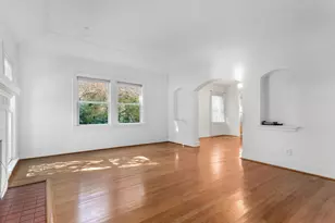 5543 McCommas Blvd, Dallas, TX 75206 - Photo 2