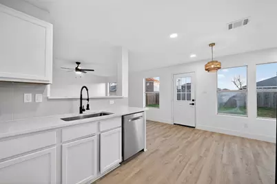 4241 Meadowknoll Drive, Fort Worth, TX 76123 - Photo 20