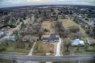 946 Jefferson Street E, Sulphur Springs, TX 75482 - Photo 24