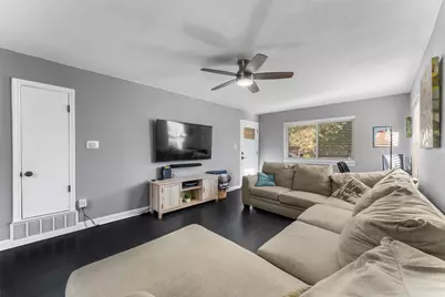 1429 Crestridge Drive, Mesquite, TX 75149 - Photo 6