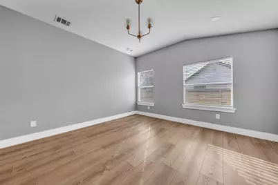 3732 Honeysuckle Avenue, Fort Worth, TX 76111 - Photo 10