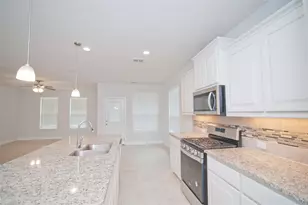 1021 Gillespie Dr, Fort Worth, TX 76247 - Photo 10