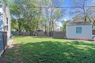 3909 Locke Ave, Fort Worth, TX 76107 - Photo 28