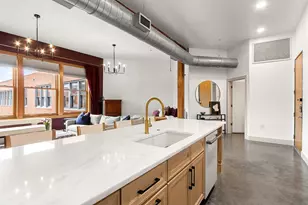 2502 Live Oak St, Dallas, TX 75204 - Photo 12