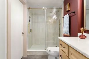 2502 Live Oak St, Dallas, TX 75204 - Photo 16