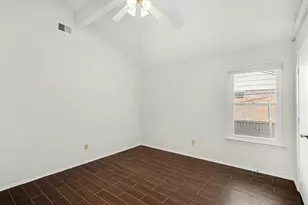 6721 Cherrytree Dr, Arlington, TX 76001 - Photo 10