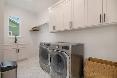 4648 Corregidor Street, Dallas, TX 75216 - Photo 16