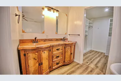 584 W Alamo Road, Bowie, TX 76230 - Photo 10