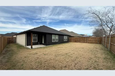 8101 Scott Lane, Greenville, TX 75402 - Photo 24