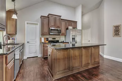 629 Fox View Drive, Fort Worth, TX 76131 - Photo 10