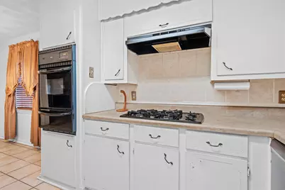 2828 Larkspur Lane, Dallas, TX 75233 - Photo 10