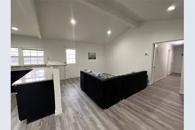 1009 Dawnview Street, Arlington, TX 76014 - Photo 4