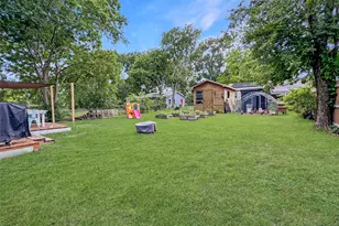 604 S Maple St, Howe, TX 75459 - Photo 14