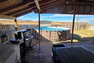 1121 Elmore St, Borger, TX 79007 - Photo 4