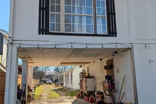 4838 Wisteria St, Dallas, TX 75211 - Photo 4