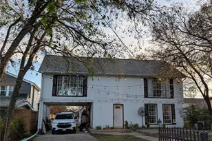 4838 Wisteria St, Dallas, TX 75211 - Photo 2