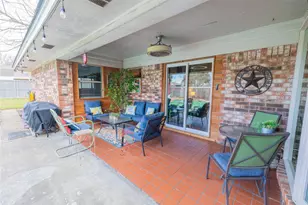 410 Hillcrest Dr, Midlothian, TX 76065 - Photo 38