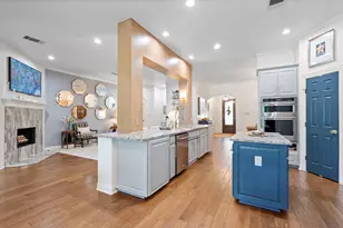 6506 Colonial Dr, Granbury, TX 76049 - Photo 10