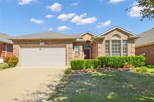 3304 Stonecrop Trail, Denton, TX 76226 - Photo 2