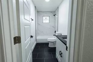 2526 Bethurum Ave, Dallas, TX 75215 - Photo 6