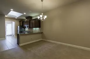 10552 Steinbeck Ln, Irving, TX 75063 - Photo 6