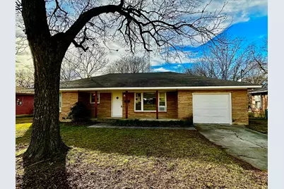 1103 Fair Avenue, Gainesville, TX 76240 - Photo 1