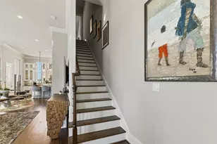 916 W Peach St, Fort Worth, TX 76102 - Photo 6