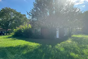 418 E Dewey St, Malakoff, TX 75148 - Photo 6