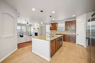 520 Eastland Dr, Lewisville, TX 75056 - Photo 8