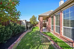 520 Eastland Dr, Lewisville, TX 75056 - Photo 20