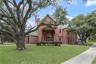 4621 Hallmark Dr, Plano, TX 75024 - Photo 4