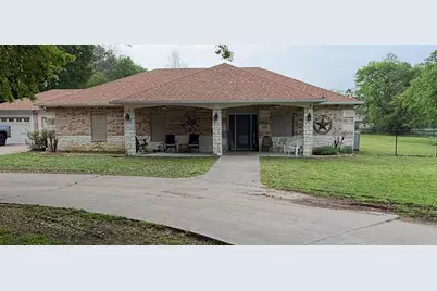 201 W Oak Street, Eustace, TX 75124 - Photo 1