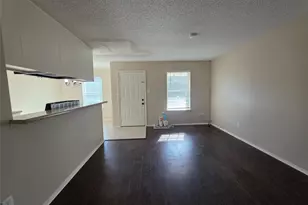 620 Race St, Crowley, TX 76036 - Photo 18