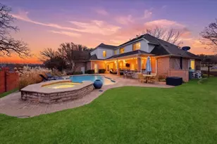 3502 Emerald Ct, Grapevine, TX 76051 - Photo 2