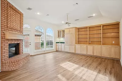 3200 Oakdale Drive, Hurst, TX 76054 - Photo 8