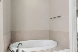 2500 Rockbrook Dr, Lewisville, TX 75067 - Photo 26