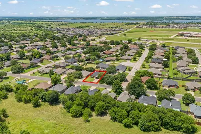 1404 Hyde Park Boulevard, Cleburne, TX 76033 - Photo 36