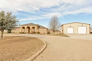 151 Conestoga Ct, Rhome, TX 76078 - Photo 2