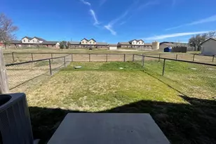 122 Ridgmar Dr, Weatherford, TX 76088 - Photo 16