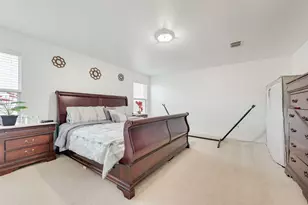 2012 Burnet Dr, Grand Prairie, TX 75052 - Photo 18