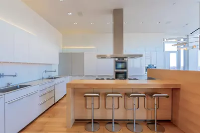 2430 Victory Park Lane #3001, Dallas, TX 75219 - Photo 10