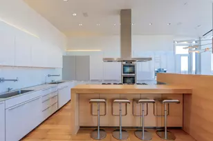 2430 Victory Park Ln, Dallas, TX 75219 - Photo 10